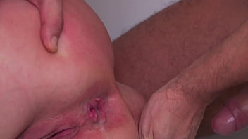 video milf emma klein gets an anal creampie squirts while she cums porn