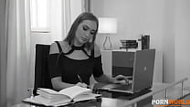 video sex the lisa bilberry crams her clients huge cock in her asshole gp1414 porn