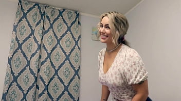 video sharing a bed with my hot step mom porn