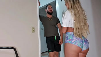 video i called my neighbor to solve a problem but that was the actual intention porn