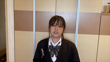 video 女子生のオナニーおまんこの中沢山みて欲しいですみられると興奮します porn
