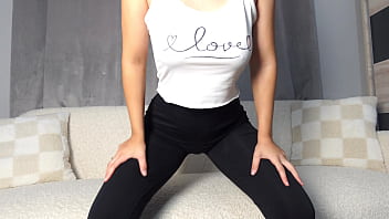video big ass pinay latin wife camel toe masturbation leggings pussy play in 4k porn